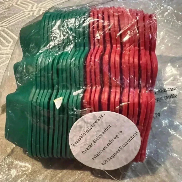 Christmas tree molds Reusable/microwave,freezer, dishwasher safe,oven safe - Picture 2 of 2